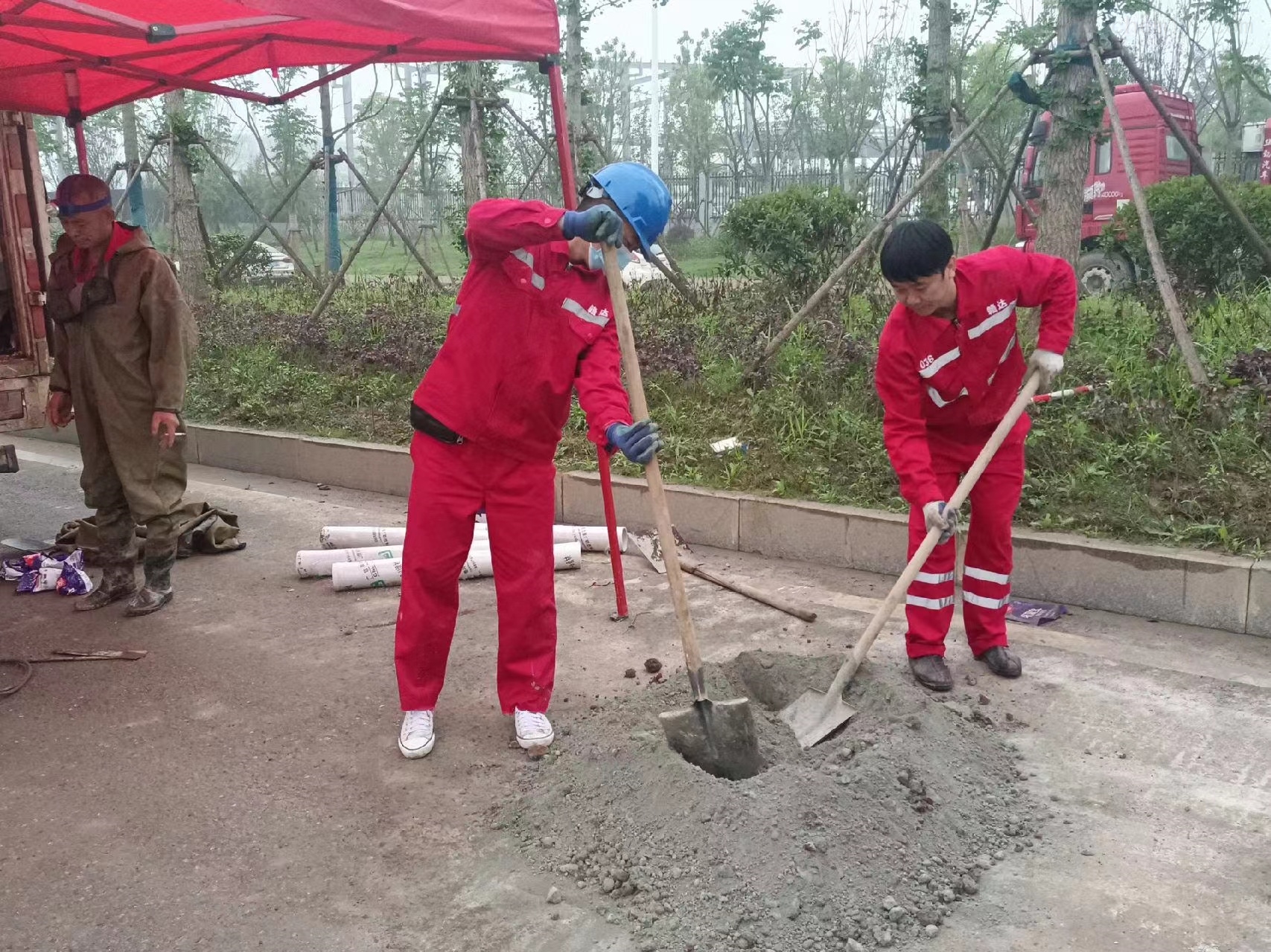 资兴管道疏通哪家好】及时进行市政管道清淤
